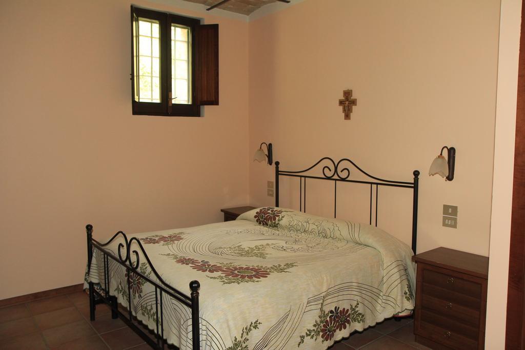 Hotel La Quiete Assisi Room photo