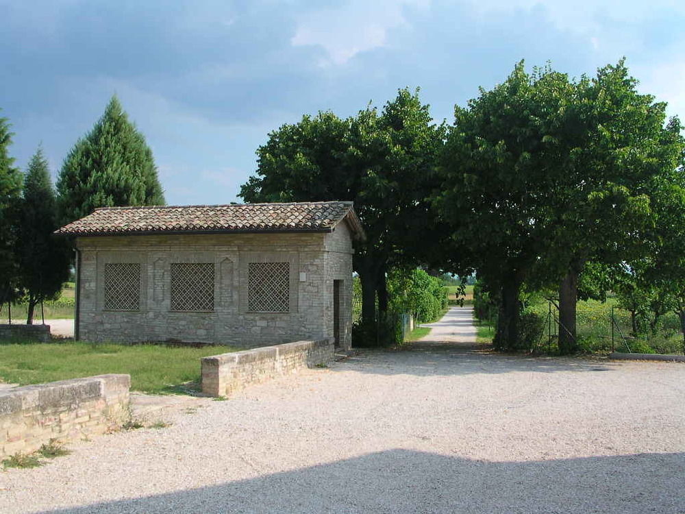 Hotel La Quiete Assisi Exterior photo