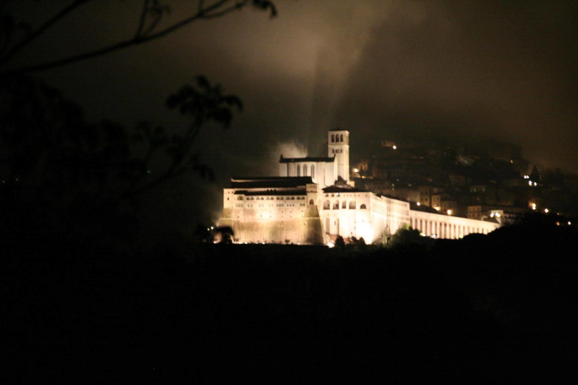 Hotel La Quiete Assisi Exterior photo